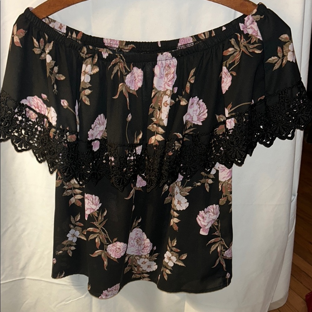 Floral Off-Shoulder Black Top